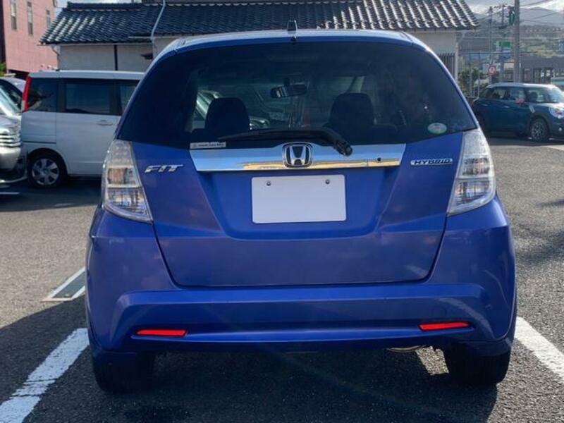 FIT HYBRID