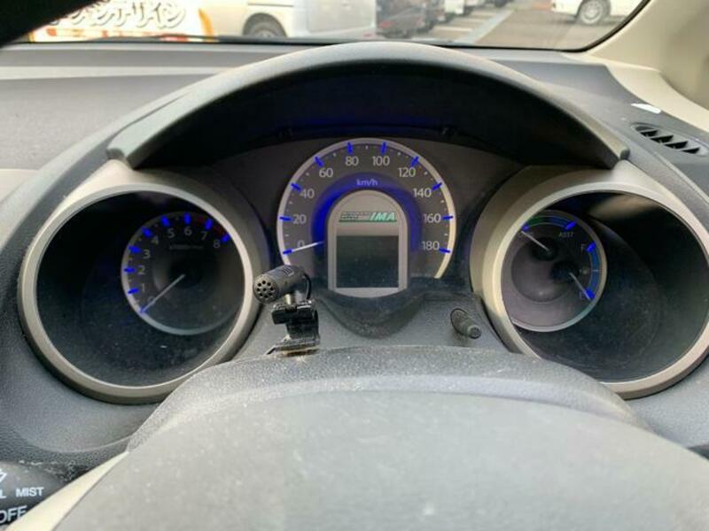 FIT HYBRID