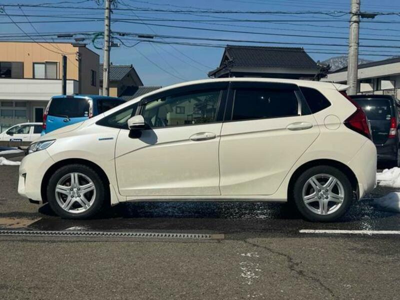 FIT HYBRID