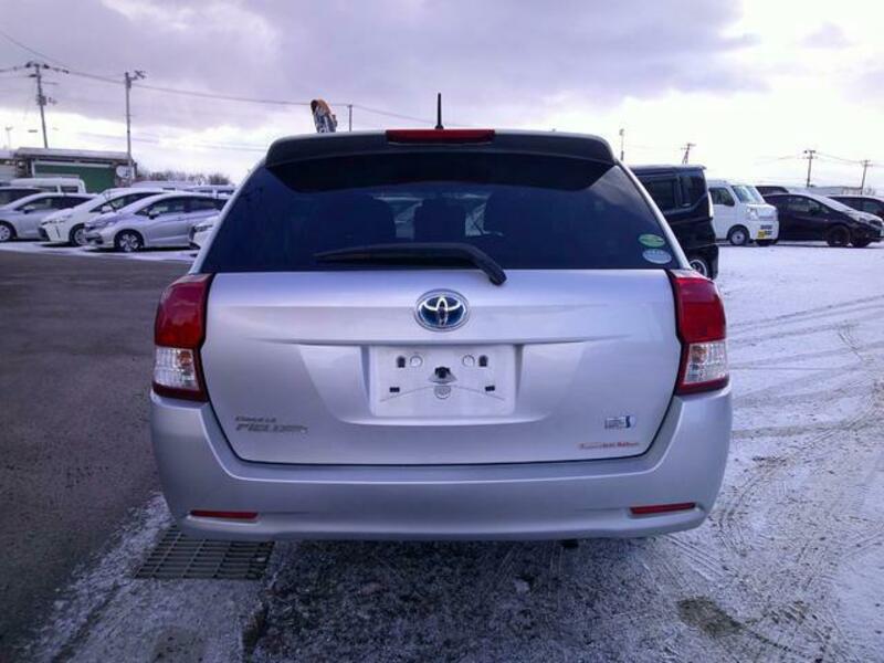 COROLLA FIELDER