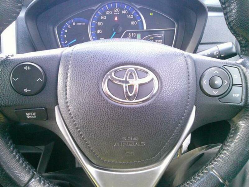 COROLLA FIELDER