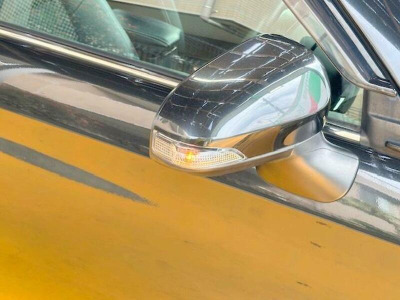 COROLLA FIELDER