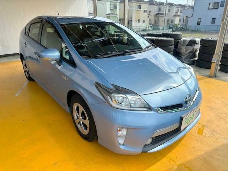 PRIUS PHV
