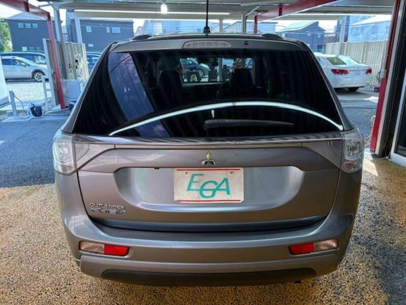 OUTLANDER PHEV