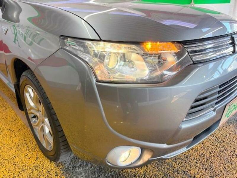 OUTLANDER PHEV