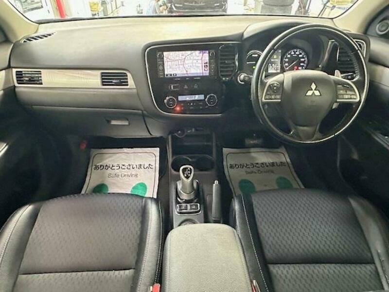 OUTLANDER PHEV