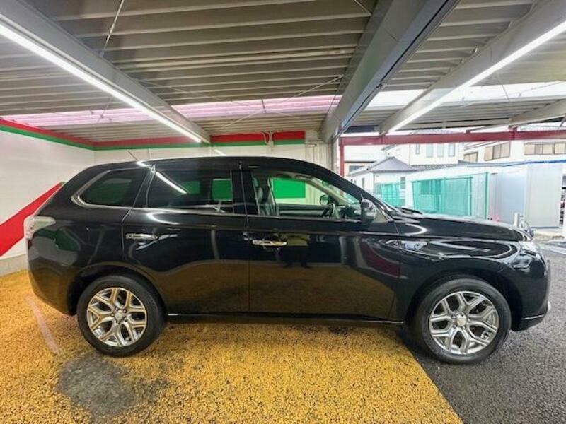 OUTLANDER PHEV