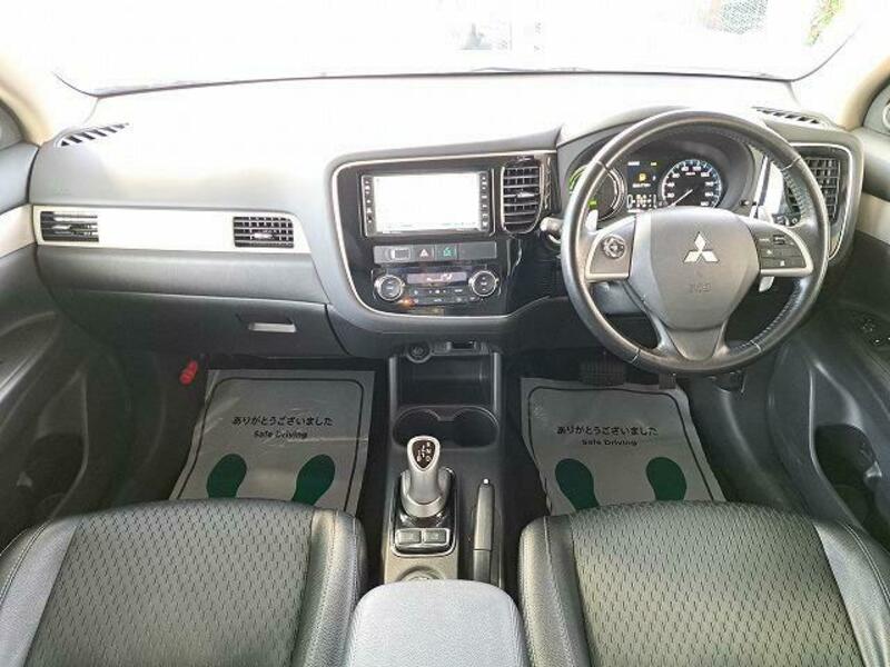 OUTLANDER PHEV