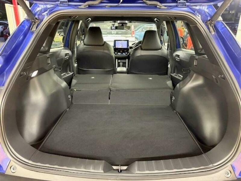 COROLLA CROSS
