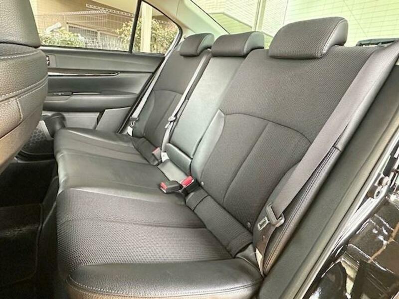 LEGACY B4