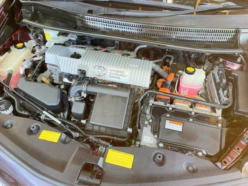 PRIUS ALPHA