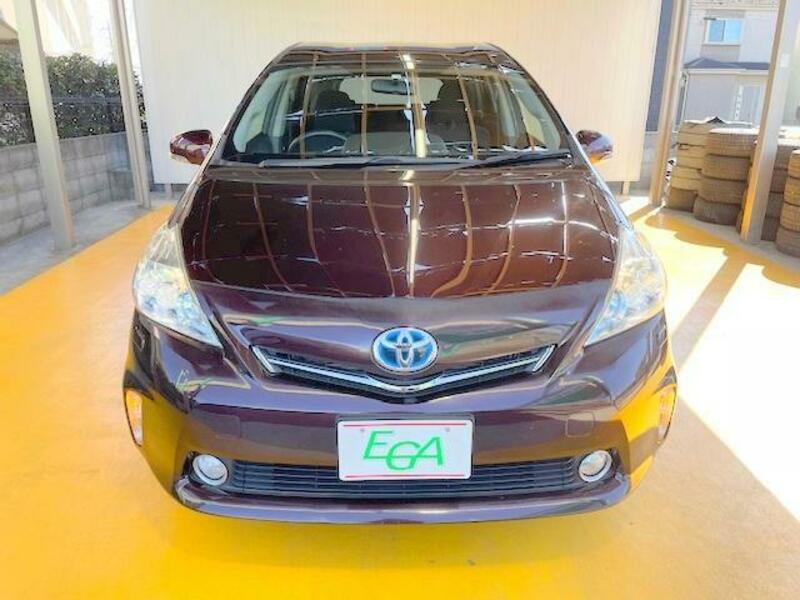 PRIUS ALPHA