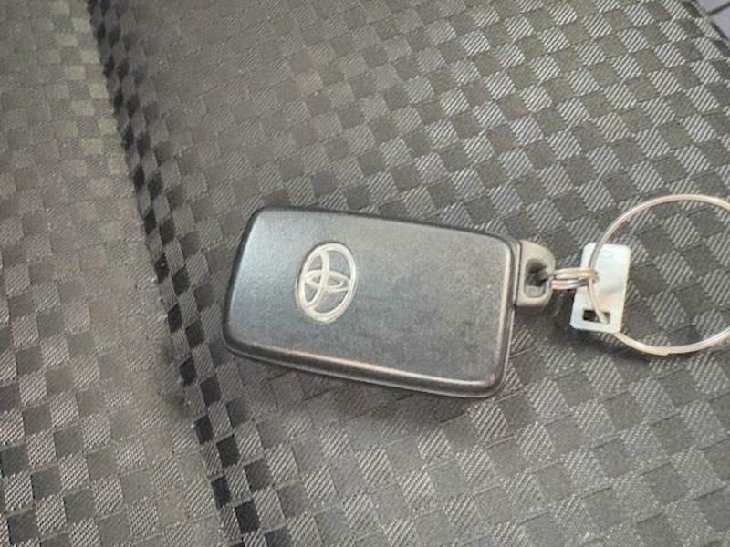 COROLLA FIELDER