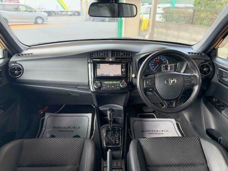 COROLLA FIELDER