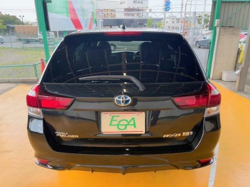 COROLLA FIELDER