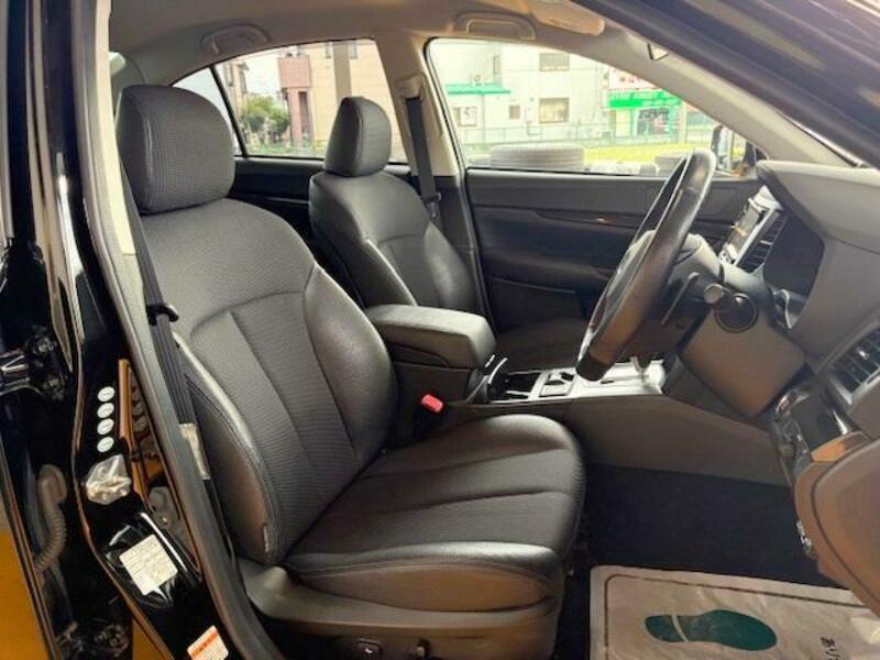 LEGACY B4