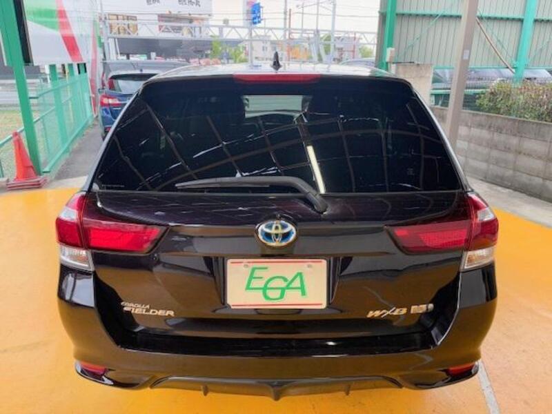 COROLLA FIELDER