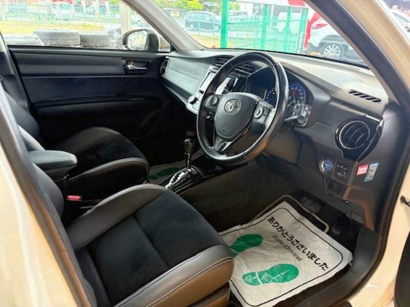 COROLLA FIELDER