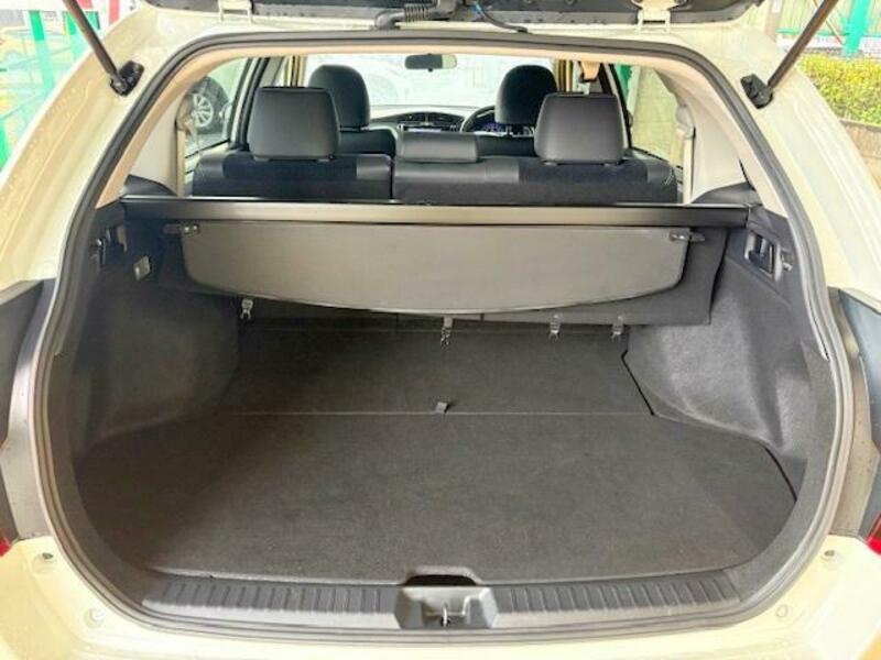 COROLLA FIELDER