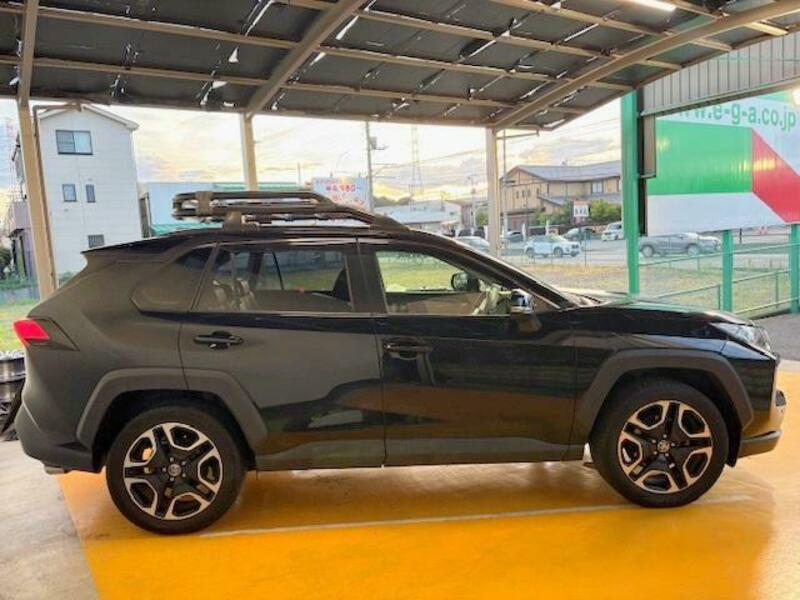 RAV4