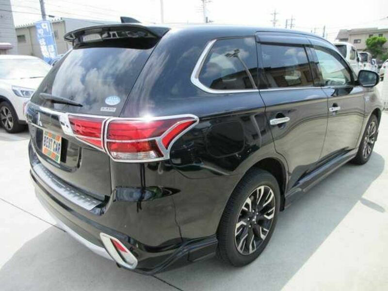 OUTLANDER PHEV