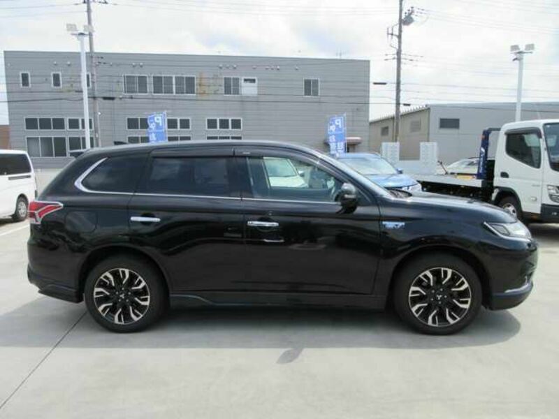 OUTLANDER PHEV