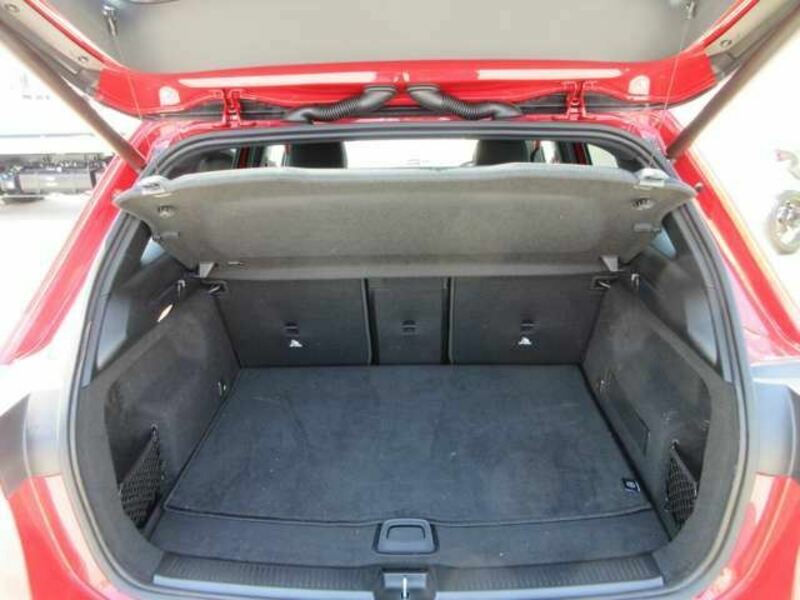 B-CLASS