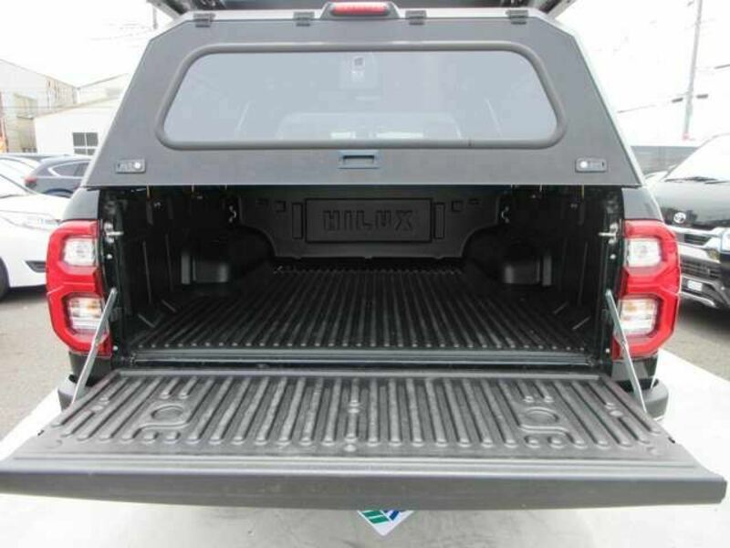 HILUX