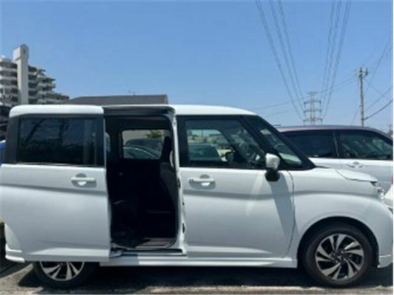 DELICA D2