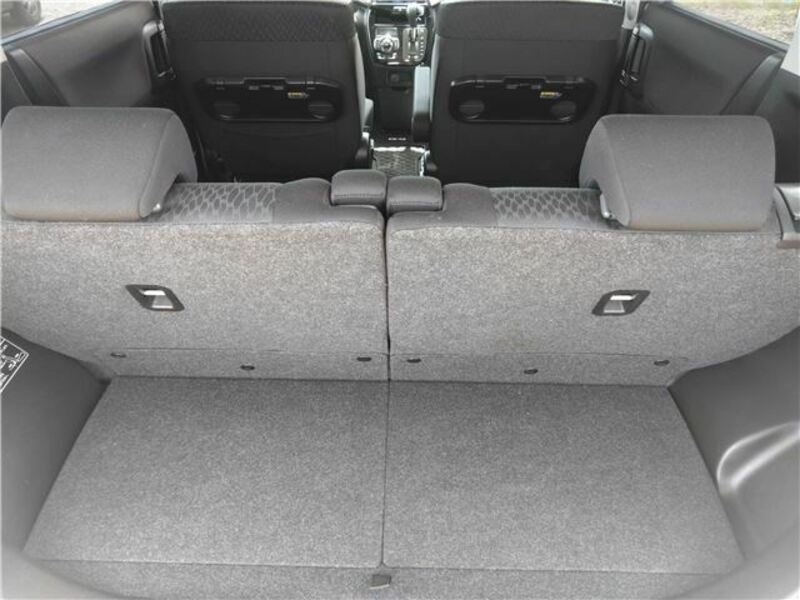 DELICA D2