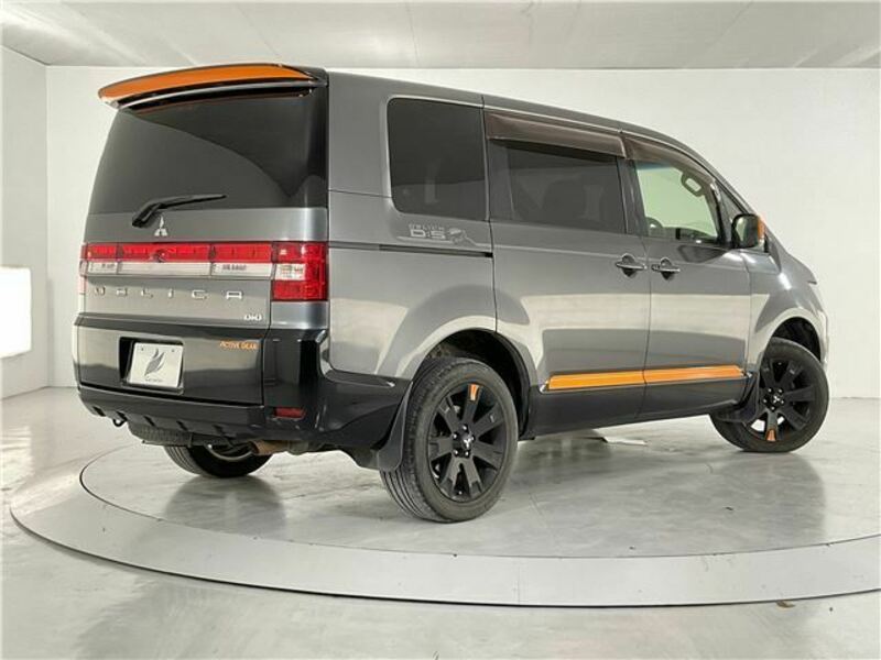 DELICA D5