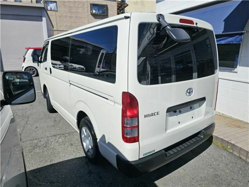 HIACE VAN