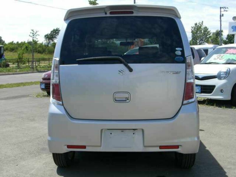 WAGON R
