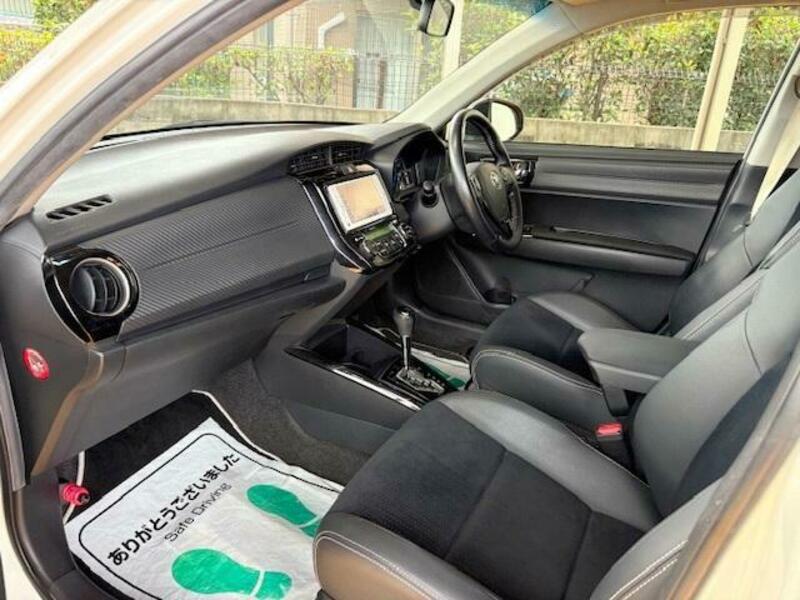 COROLLA FIELDER