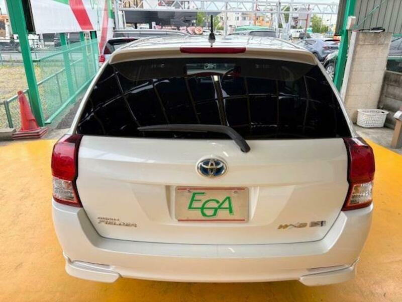 COROLLA FIELDER