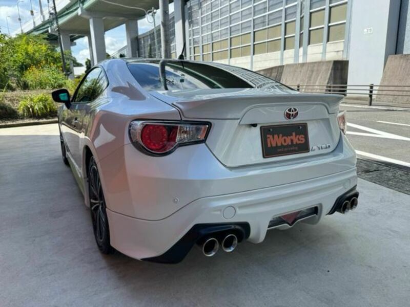 86