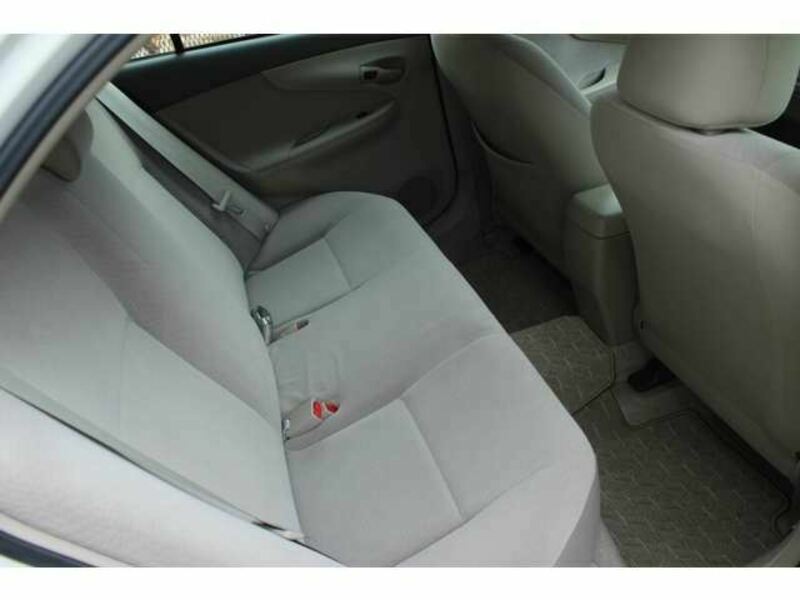 COROLLA AXIO