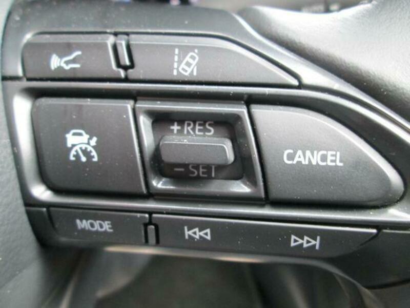 YARIS CROSS