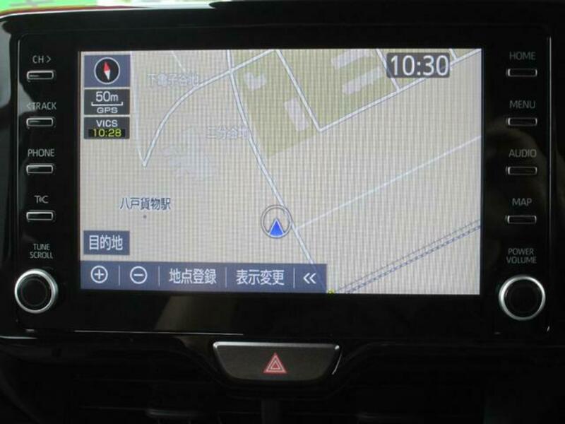 YARIS CROSS