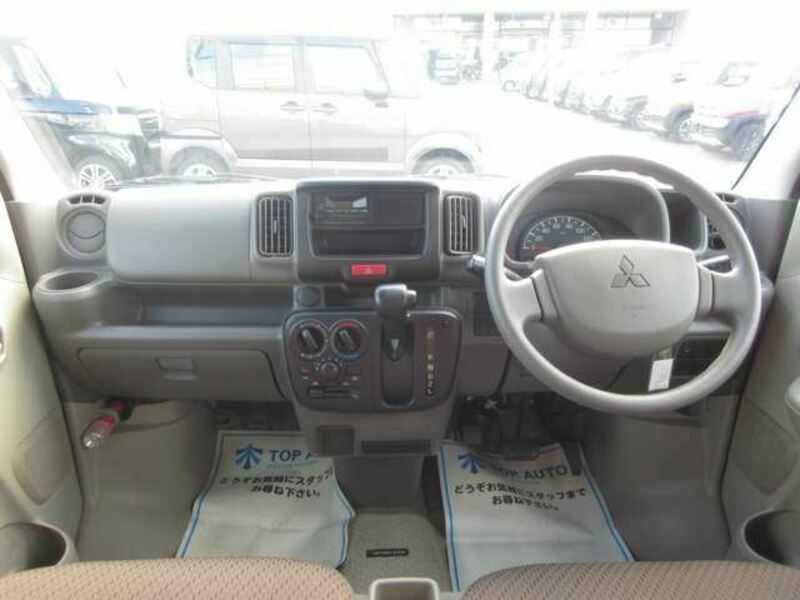 MINICAB VAN