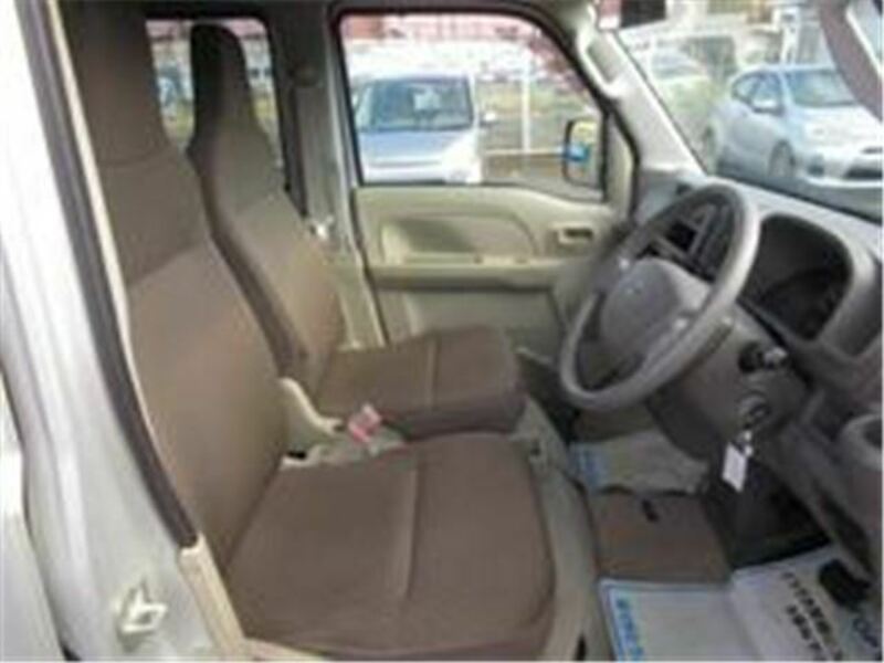 MINICAB VAN