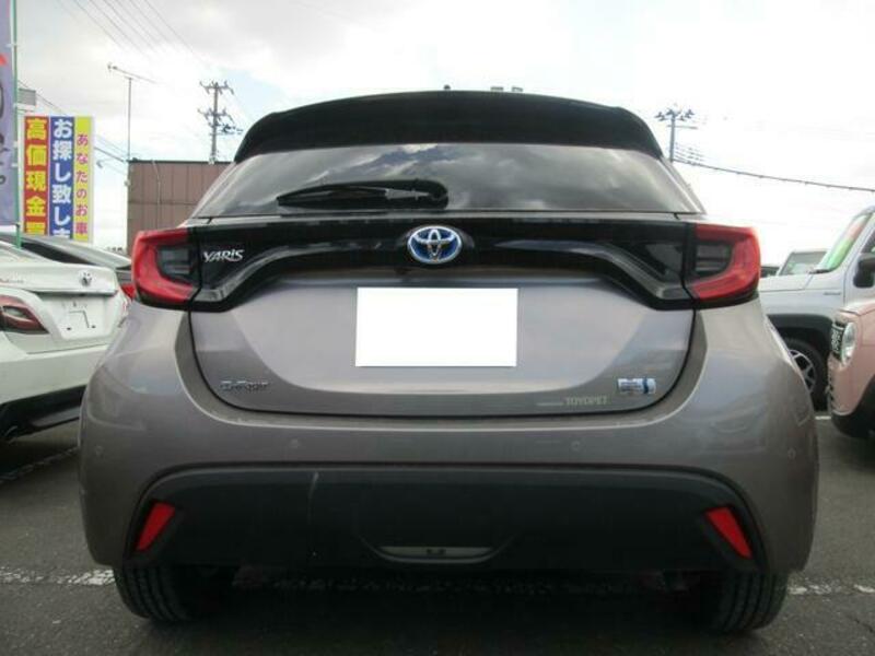 YARIS