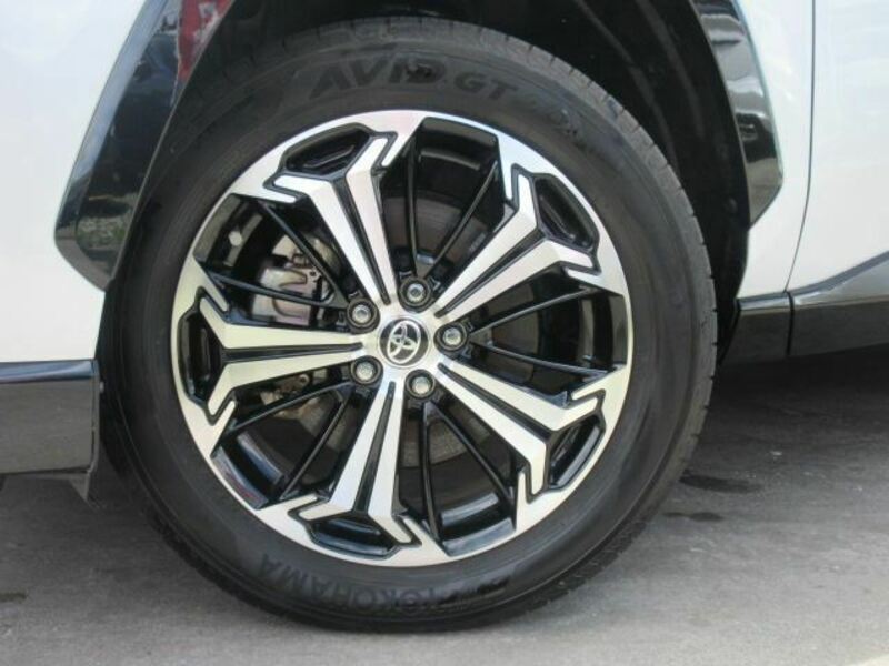 RAV4