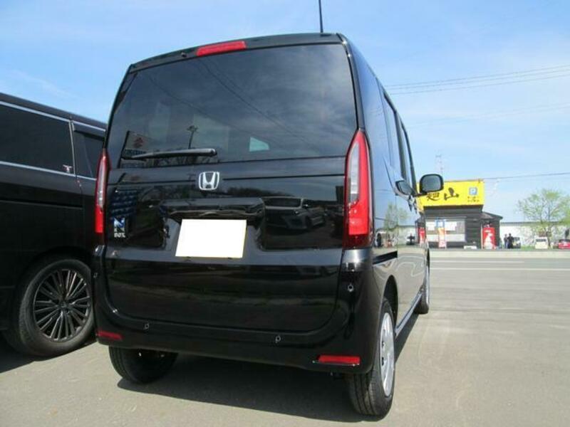N BOX