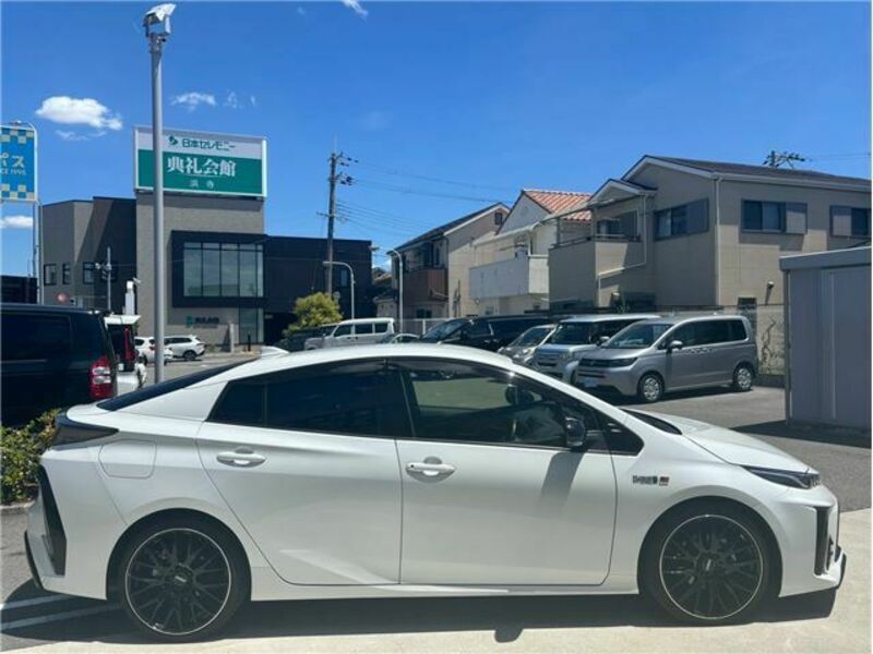 PRIUS PHV