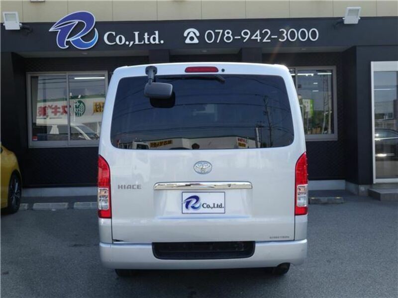 HIACE VAN