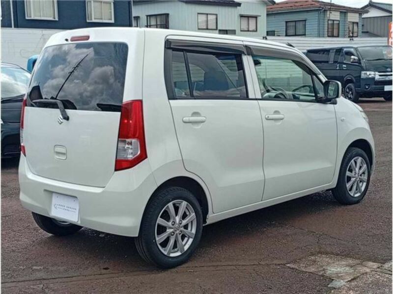 WAGON R