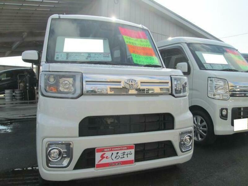TOYOTA PIXIS MEGA