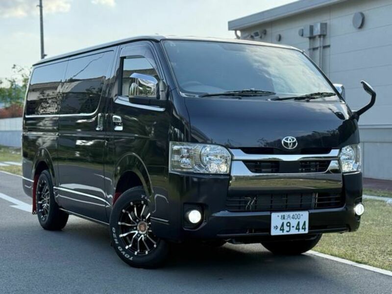 HIACE VAN