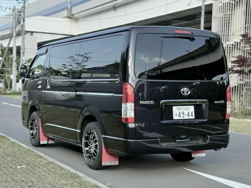 HIACE VAN